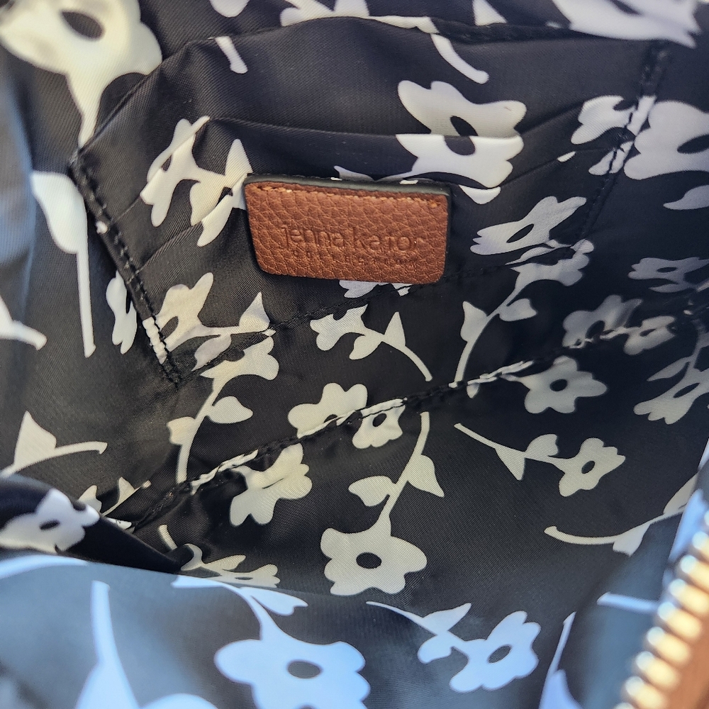 Vegan Wristlet Jenna Kator Brown Tan Saugatuck Small Bag Purse Floral Flowers - Picture 8 of 13